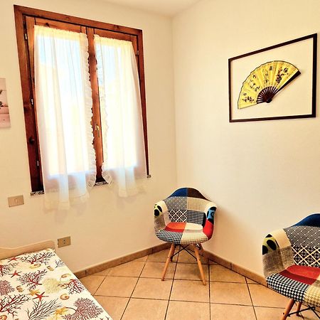 Dimora Rena Dorada - Apartment In Pula, Sardinia, Italy エクステリア 写真